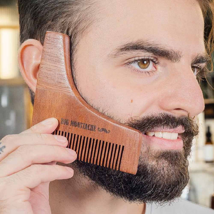 Peigne à barbe en bois de poirier